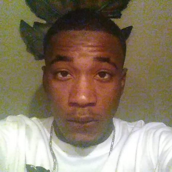 Meet your Posher, Marques - Picture 2 of 2